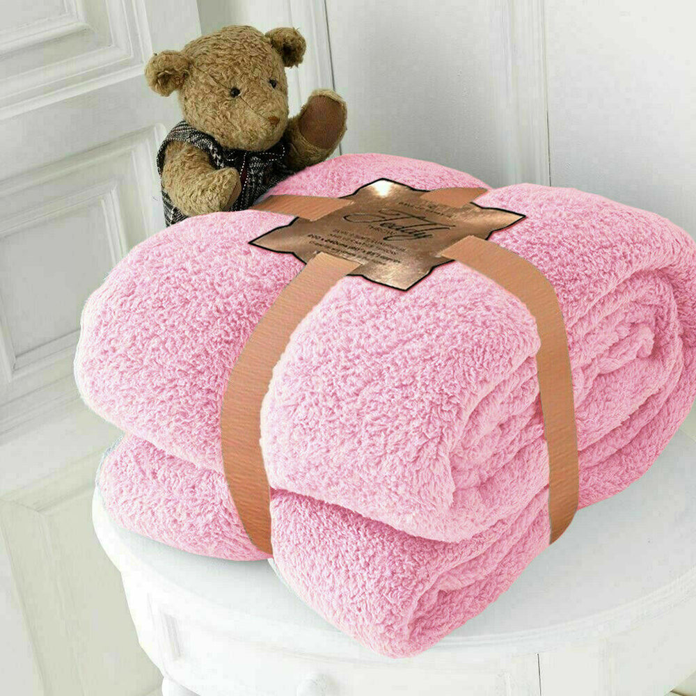 Super Soft Luxury Teddy Bear Fleece Throw Blanket - Large Bedspread