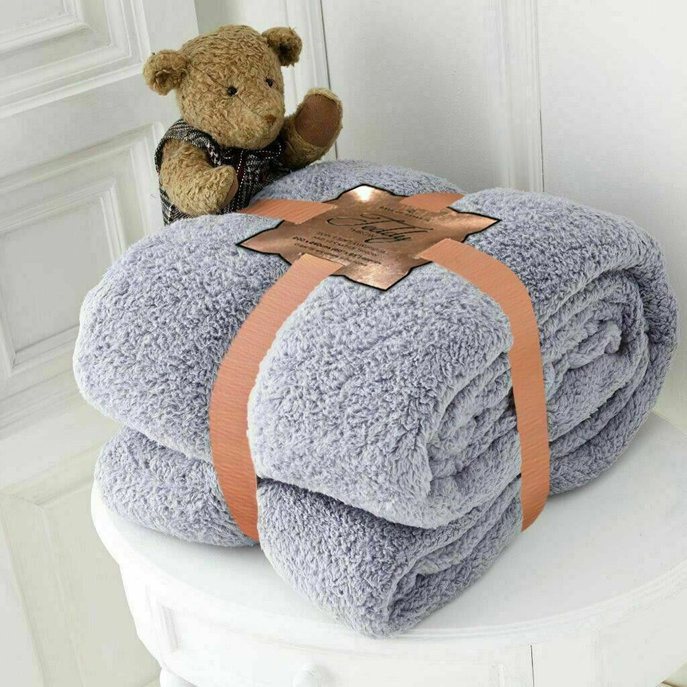 Super Soft Luxury Teddy Bear Fleece Throw Blanket - Large Bedspread